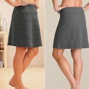 Athleta small grey zipper front strata ponte front midi skirt (Size XL)